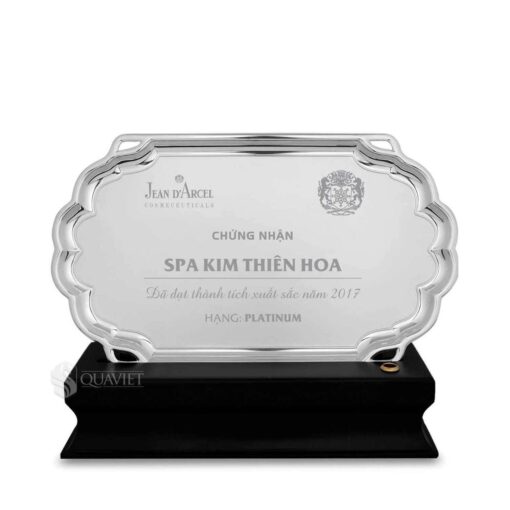 Bảng vinh danh chứng nhận Spa BVD13